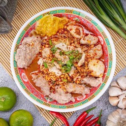 ก๋วยเตี๋ยวต้มยำหมูระเบิด 2 ปุณณกัณฑ์