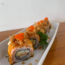 คริสปี้ แซลมอนเบิร์น โรล 8 ชิ้น