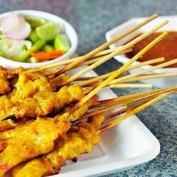 หมูสะเต๊ะ