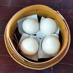 ซาลาเปาไส้ครีม