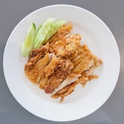 ข้าวมันไก่ยิ่งเจริญ By หลังห้อยเทียนเหลา