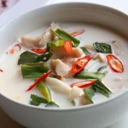 ต้มข่าไก่ ใส่กะทิ