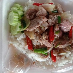 ข้าวผัดพริกสดหมู