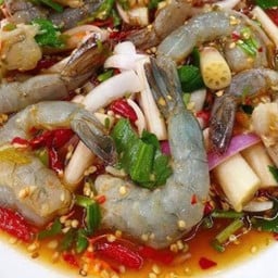 ยำเหลากุ้งสดไหลบัวปลาร้า