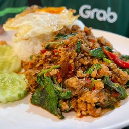 กระเพราวุ้นเส้น