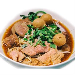 เกาเหลาลูกชิ้นเนื้อสด