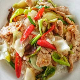 ผัดพริกหยวก