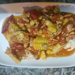 ตำข้าวโพดไข่เค็ม