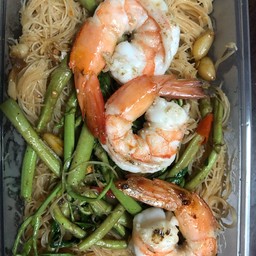 รสชาติดี กุ้งตัวใหญ่ สด รสชาติเผ็ดนิดๆ