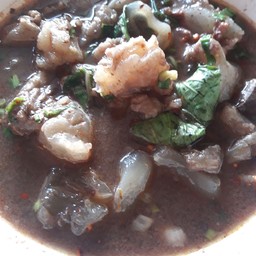 ต้มแซ่บรวมเครื่องในเนื้อ