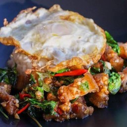 ครัวคุณน้อง สุกี้ โจ๊ก อาหารตามสั่ง&ก๋วยเตี๋ยว