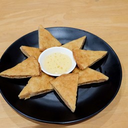 ปอเปี๊ยะพระจันทร์