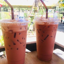 ชานมเย็นหรือชาเย็น