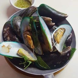 หอยแมลงภู่อบ