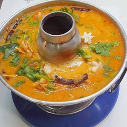 ต้มยำรวมทะเลน้ำข้น