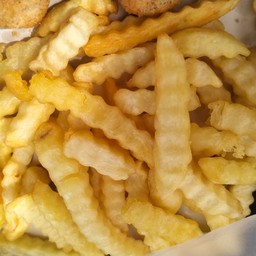 ทีเจริญทรัพย์