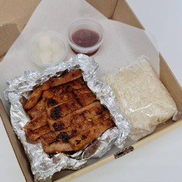 M ข้าวเหนียวหมูย่างมีฤทธิ์