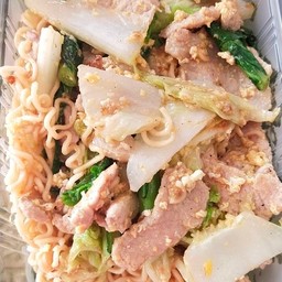 ผัดมาม่า