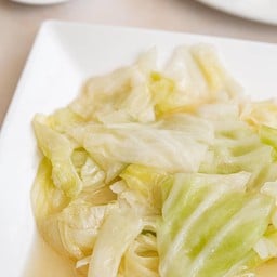 กะหล่ำปลีผัดน้ำปลา