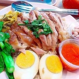 ข้าวขาหมู ก๋วยเตี๊ยวหมู เนื้อ น้ำตก