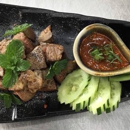 เสือคลุกฝุ่น