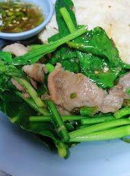 คะน้าหมูน้ำมันหอย