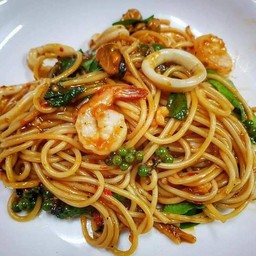 สปาเก็ตตี้ผัดขี้เมา