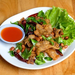 หมูทอดใบมะกรูด