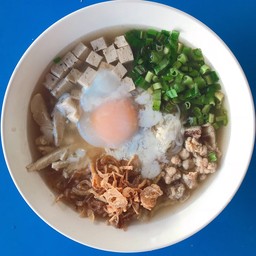 ก๋วยจั๊บญวนจัดหนัก(พิเศษใส่ไข่)