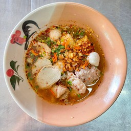 ก๋วยเตี๋ยวหมูต้มยำมะนาว