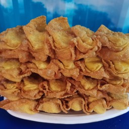 เกี้ยวไส้ไข่นก