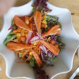 สลัดปูอัด Crab salad