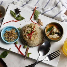 ข้าวแกงเขียวหวานไก่