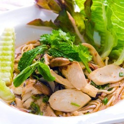 ลาบเห็ดรวม