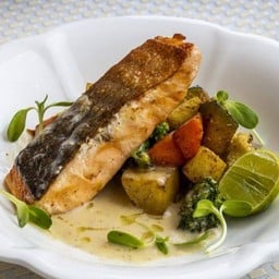 สเต็กปลาแซลมอน