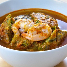 แกงส้มชะอมกุ้ง