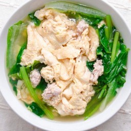 แกงจืดไข่น้ำผักคอส