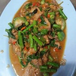 ผัดเผ็ด