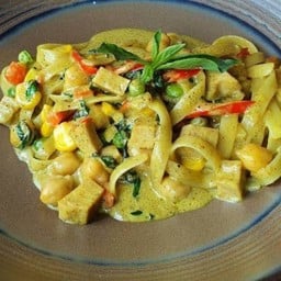 Vegan Soy Chicken Green Curry Pasta
