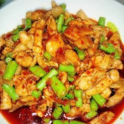 ข้าวราดพริกแกงไก่ถั่วฝักยาว