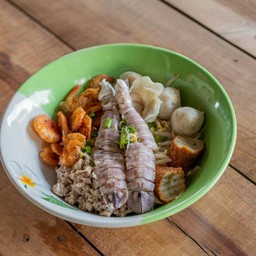 ก๋วยเตี๋ยวต้มยำกั้ง