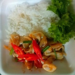 ข้าว หมึกผัดไข่เค็ม