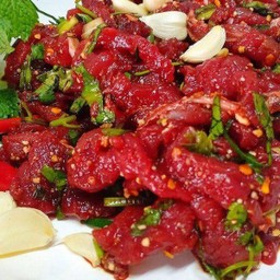 ก้อยเนื้อดิบ(ชิ้น)