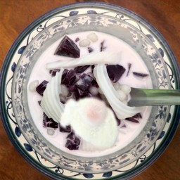 บัวลอยมันม่วง ใส่ไข่