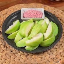 ฝรั่งบ๊วย(กล่องละ)