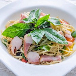 สปาเก็ตตี้ขี้เมาสมุนไพร