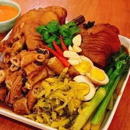 ขาหมูยายดวง