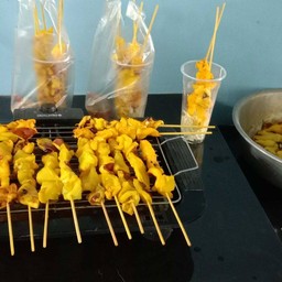 ปลาหมึกย่าง น้ำจิ้ิ้มยั่วๆเผ๊ดซี๊ส จนต้องบอกต่อ