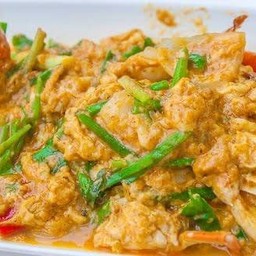 ผัดผงกระหรี่หมู-ไก่