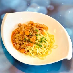 สปาเก็ตตี้ซอสหมูไส้กรอก